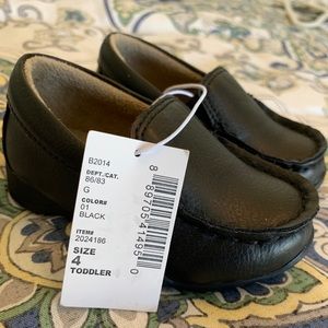 The Children’s Place Size 4 Black Slip On Shoes